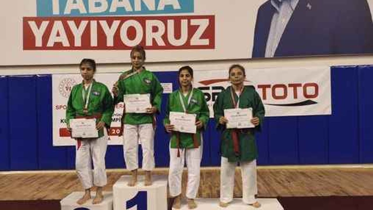 Fırtına gibi esti!