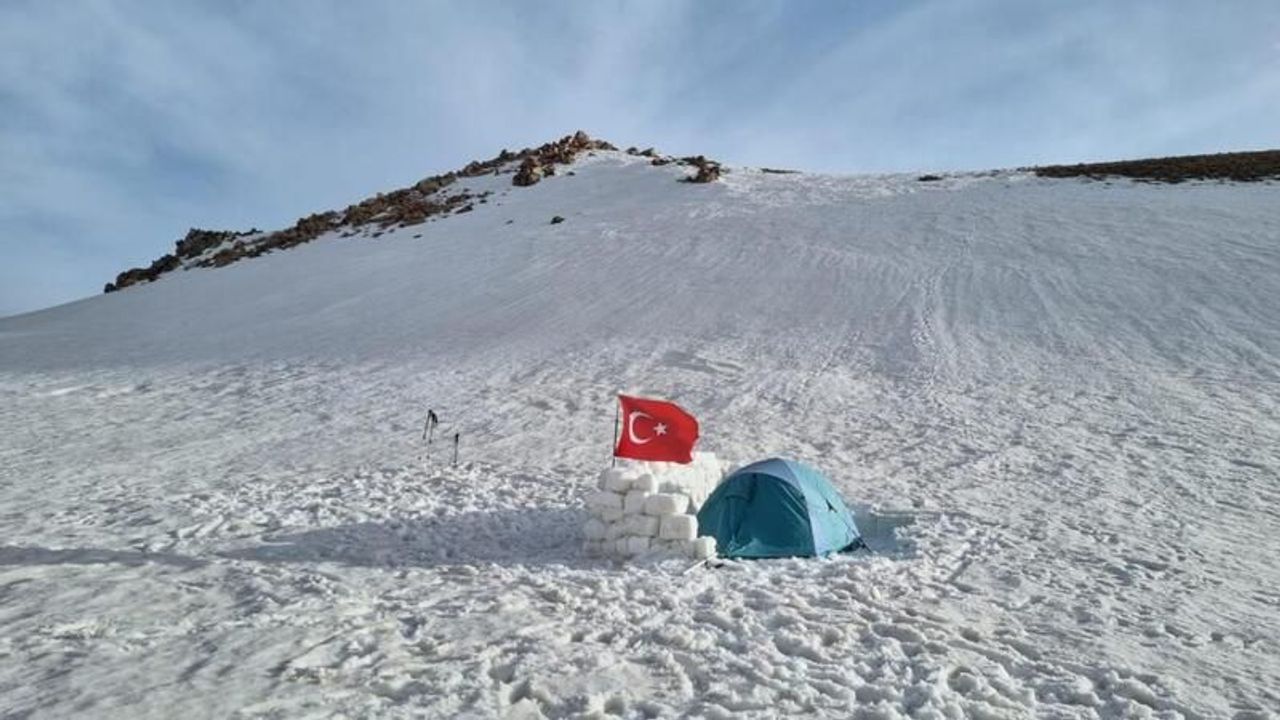 Kırşehirli dağcılar zirvede!