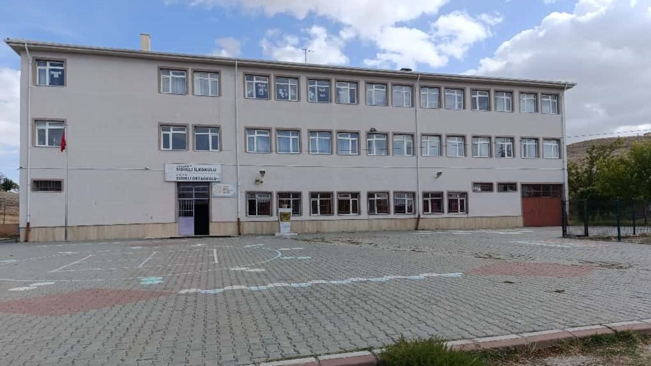 Veli ve eğitimciler sorunları masaya yatırdı