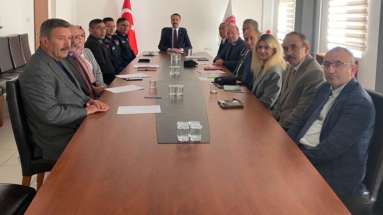 İlçe İdare Şube Başkanları toplantısı Akpınar’da yapıldı
