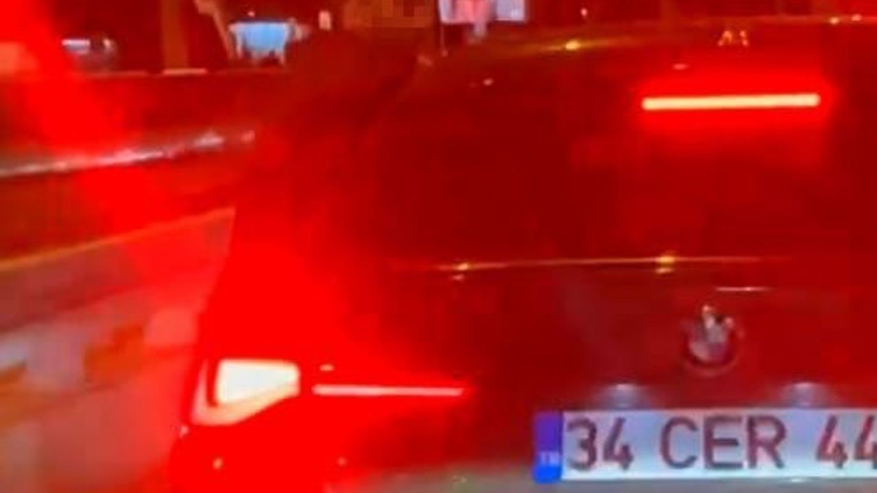 Trafikte tartıştığı kadın sürücüyü böyle darp etti