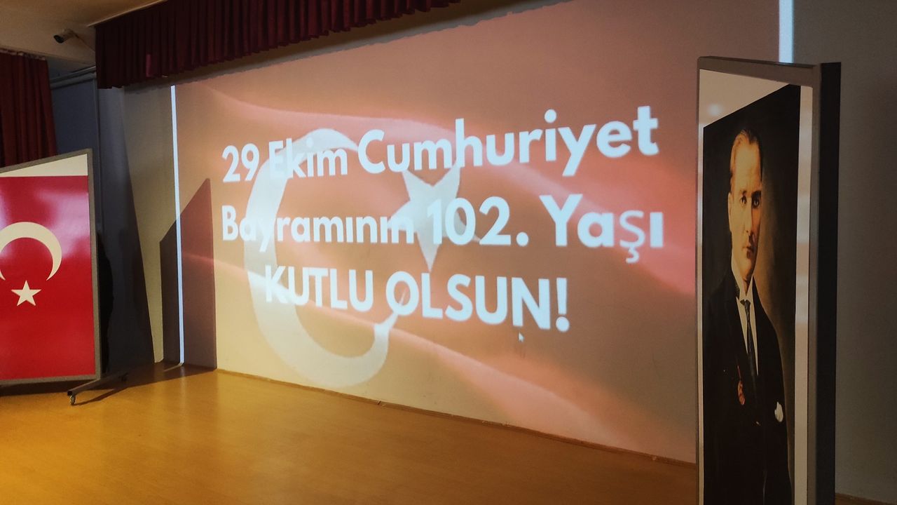 Kırşehir gençliği 102. yıl ruhunu yaşattı!