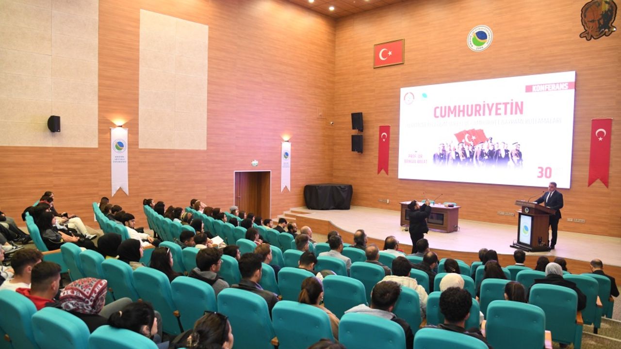 Kırşehir’de ‘Cumhuriyete Giden Yol’ anlatıldı: Atatürk’ün izinde 102 yıllık miras