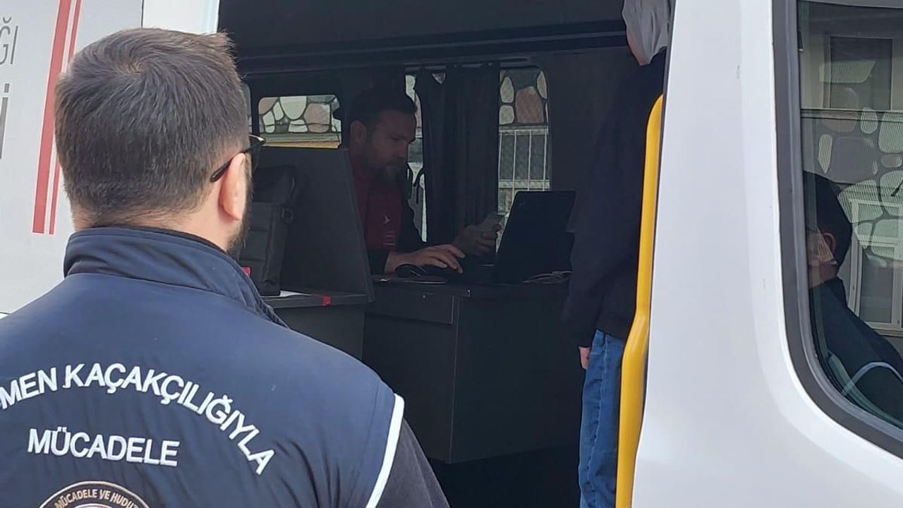 Kırşehir’de göç kontrolleri mobil araçlarla hız kazandı