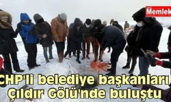 CHP'li Belediye Başkanları Çıldır Gölünde