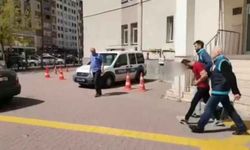 Kadın taksiciyi b*çak zoruyla gasp eden şahıs yakalandı