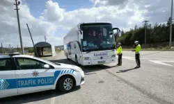 Yolcu gibi binerek denetim yaptılar!