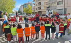 Yangın güvenliği konusunda öğrenciler bilgilendiriliyor