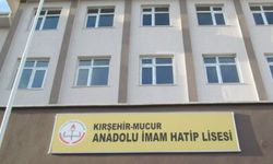 O okulun üç haftadır elektiriği kesik