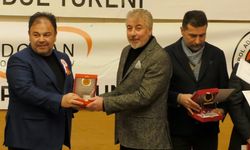 Başkan Osman Koca'ya anlamlı plaket