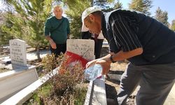 Çanakkale gazisi mezarı başında anıldı