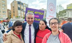 Kırşehir Beyazay Derneği’nden Engelliler Haftası yürüyüşüne destek