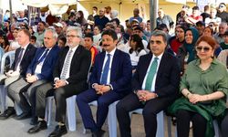 Bakan Yardımcısı Yelkenci, Maarif Korosu’ndan türküler dinledi