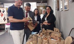 Çiçekdağ’da yıl sonu sergisi yoğun ilgi gördü