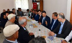 Vali köylüler ile bir araya geldi