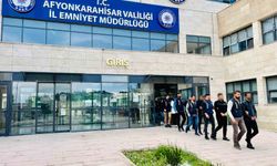 Dolandırıcılara yönelik operasyonda 12 kişi tutuklandı