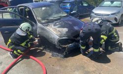 Hastane otoparkında otomobil yangını