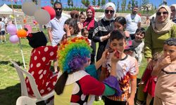 Bozkırın ortasında renkli şenlik: Çocuklar gülerek tatili karşıladı