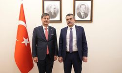 Milletvekili Erkan Kırşehir için Bakan Tekin ile bir arada