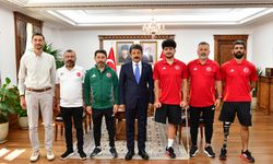 Vali Demiryürek, Ampute Futbol Milli Takımı ile bir araya geldi