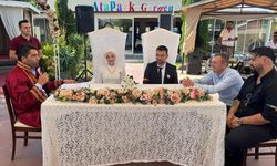 Başkan Demirci genç çiftin nikâhını kıydı!