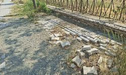 Bakımsız park halkın tepkisini çekiyor