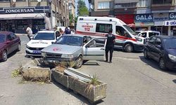 Otomobil Yayaya Çarptı, Kaçan Sürücü Aranıyor