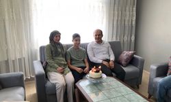 Bayram, özel gününde yalnız bırakmadı