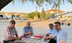 Toprak, çiftçilerle bir araya geldi, sorunlarını dinledi