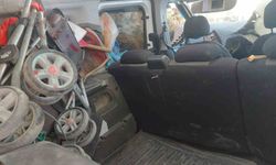 Ehliyetsiz araç kullanan genç trafik kazası yaptı: 3 yaralı