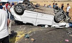 Siirt’te hafif ticari araç takla attı: 6 kişi yaralandı