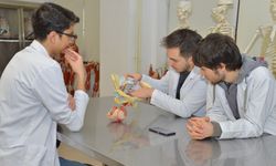 Yeni müfredatla öğrenciler hem mesleki hem insanî donanımla mezun olacak