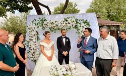 Demirci, mutluluğa imza atmaya devam ediyor