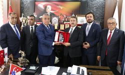 MHP Heyetinden Esnafa Anlamlı Davet