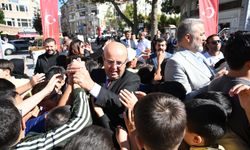 Kitap fuarında “İyi ki Varsınız” sesleri yükseldi!
