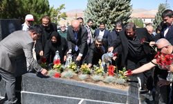 Kırşehir, Bozkırın Tezenesi Neşet Ertaş’ı dualarla andı