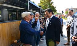 “Beni Dinle Valim” diyerek yüreğini bozlakla açtı
