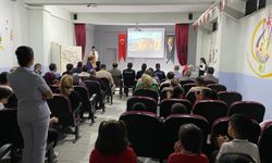 Mucur öğrencileri gösterilerle İlköğretim Haftasını kutladı