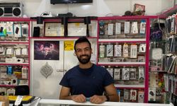 Tuşlu telefon modası Kırşehir’de geri döndü