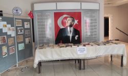 Yunus Emre anısına resim ve kitap sergisi açıldı