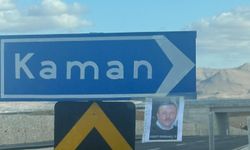 Kaman girişinde sürücüleri şaşırtan tabela: "Yaşat Giremez!!"