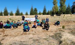 Mucur’da fidanlar toprakla buluştu!