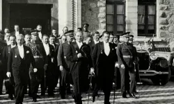 Cumhuriyet’in doğduğu gece: 29 Ekim 1923 saat :00.00!