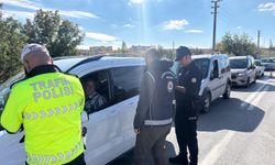 Kırşehir’de 8 düzensiz göçmen yakalandı