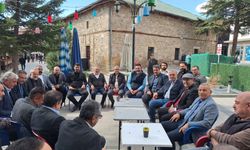 Kırşehir’de siyasiler ve vatandaşlar bir arada