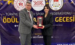 Prof. Dr. Sevde Mavi Var’a ödül