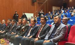 Kaman'da öğrenciler Atatürk için tek yürek oldu