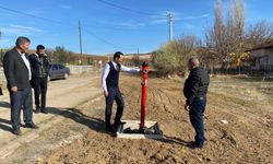 Kaymakam Erdoğan Kırşehir’de köy çalışmalarını kontrol etti