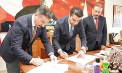 Belediye çalışanlarının geleceğini belirleyen sözleşme imzalandı