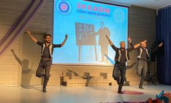 Bil Koleji'nden öğretmenler gününe özel muhteşem gösteri